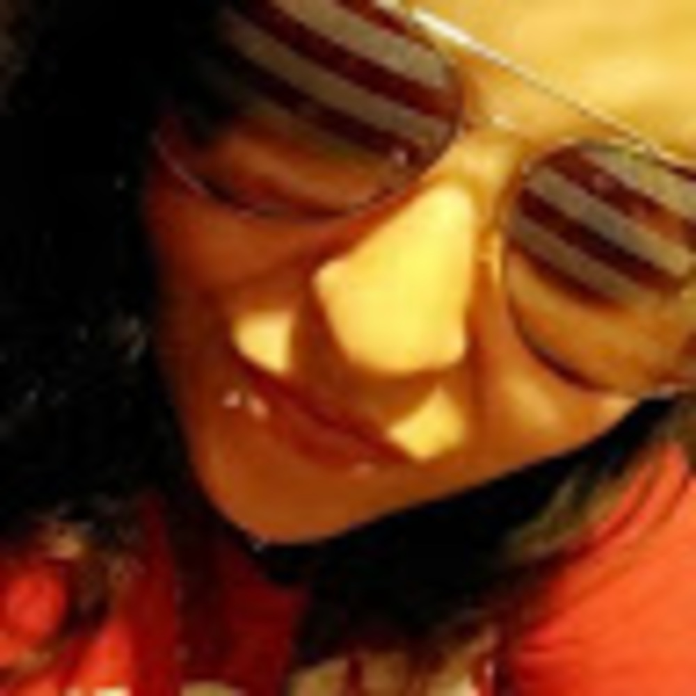 Meet your Posher, Crystal